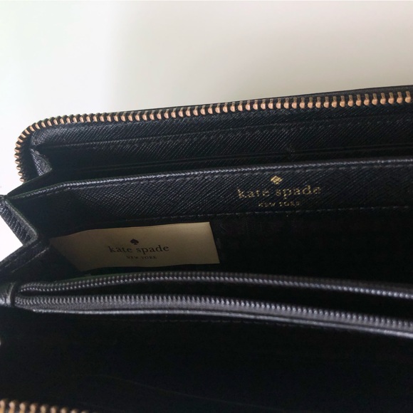 Kate Spade swan wallet - Picture 3 of 3